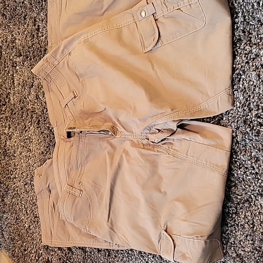 Kuhl hiking cargo